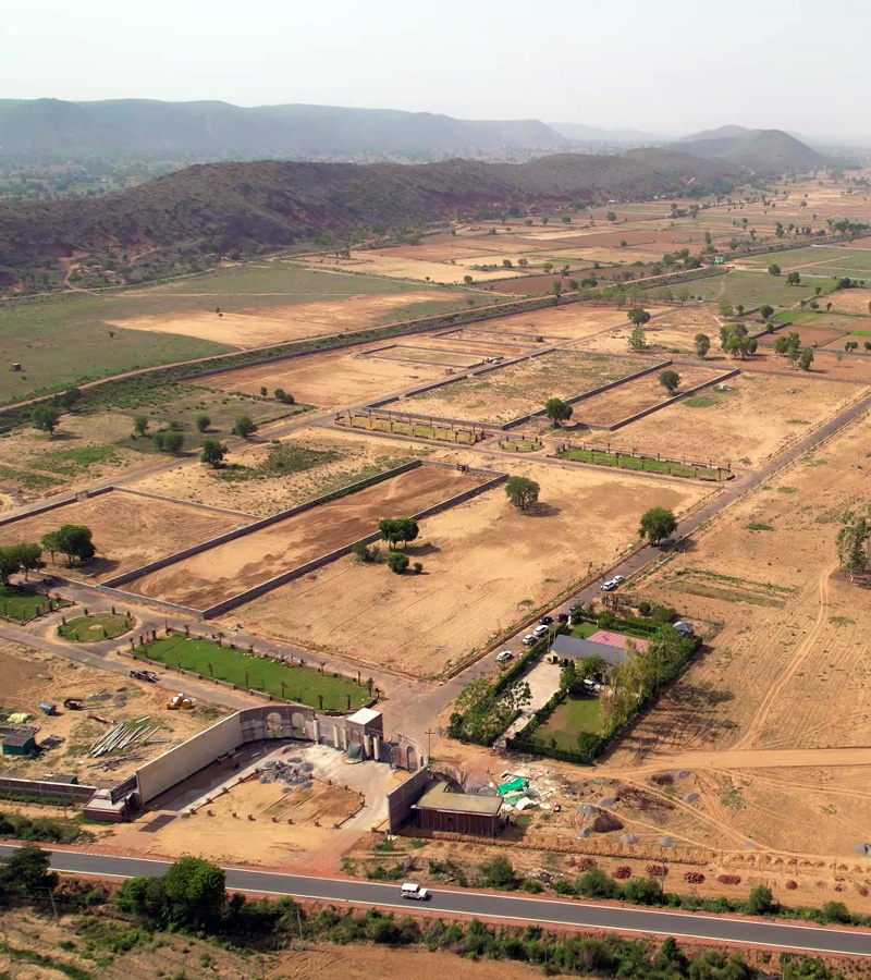 Farm House in Naugaon
